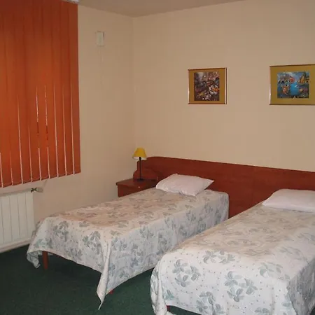 ベッド・アンド・ブレックファスト Ufo ワルシャワ